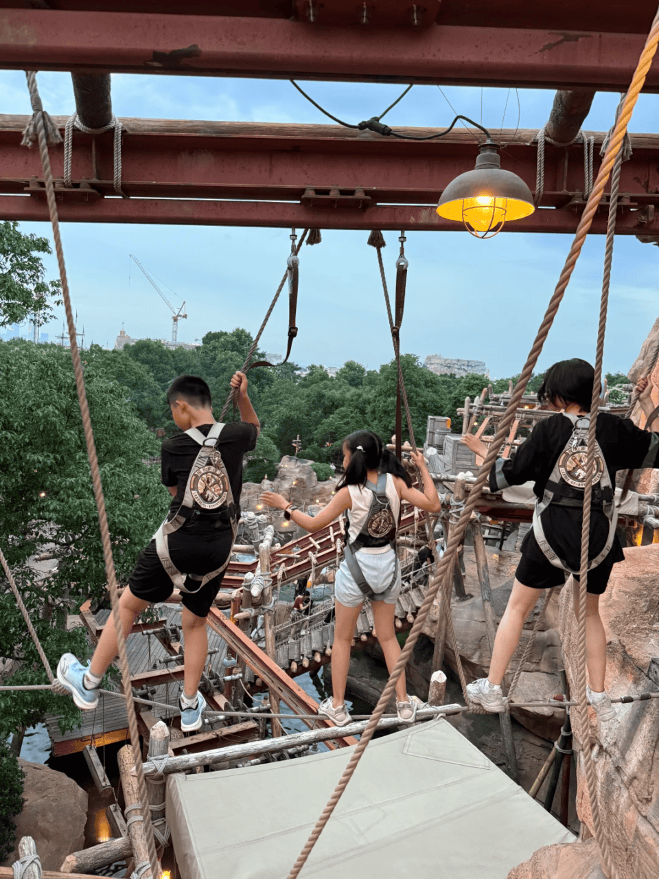 Challenge Trails At Camp Discovery | 遊迪士尼 Your Disney