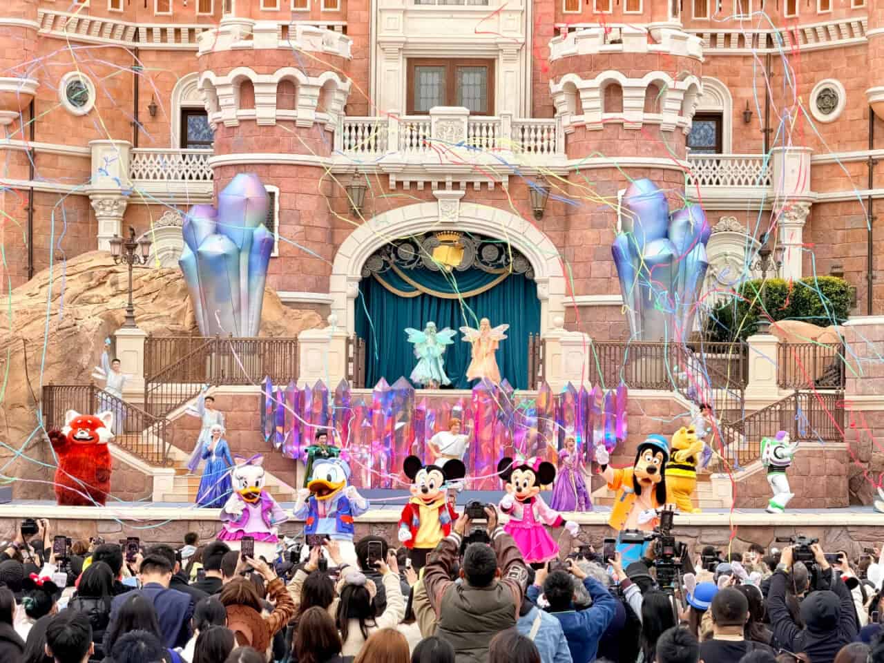 Clipboarathe Heart Of Magic New — Castle Stage Showd 2026 03 23 16.54.34 | 2026 上海迪士尼表演與角色見面攻略 — 必看表演、遊行、煙火位置、角色合照一次看 Clipboarathe Heart Of Magic New — Castle Stage Showd 2026 03 23 16.54.34 | 遊迪士尼 Your Disney