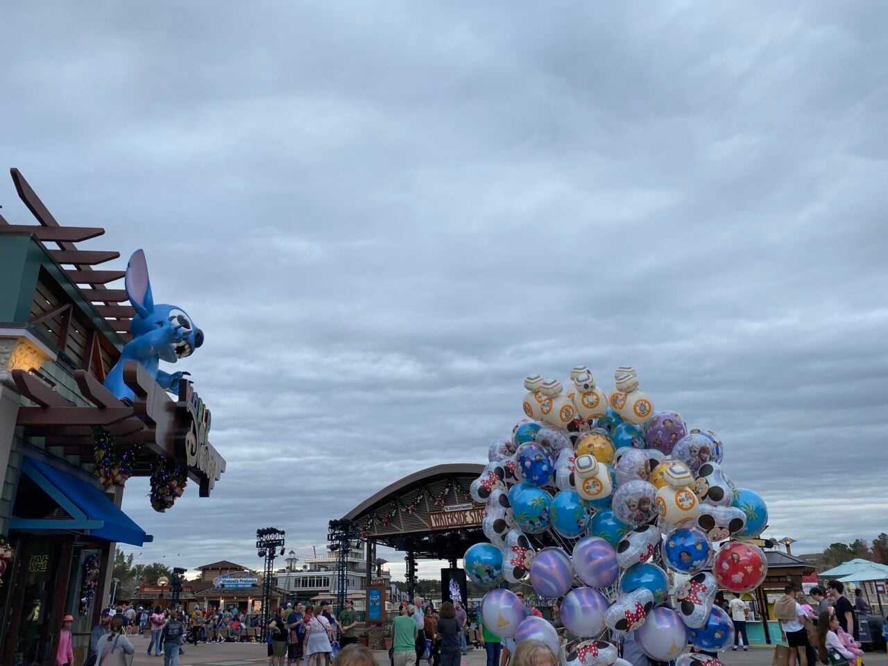 Disney Springs | 2026 奧蘭多迪士尼世界攻略 — 門票、天數、交通全指南 Disney Springs
