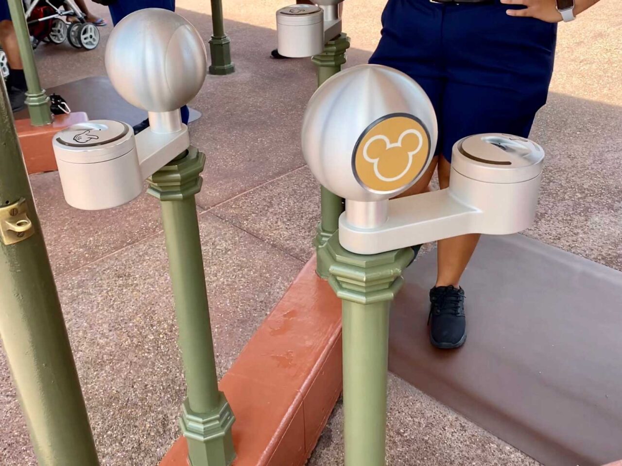 Disney World Fingerprint Scanner | 2026 奧蘭多迪士尼世界攻略 — 門票、天數、交通全指南 Disney World Fingerprint Scanner