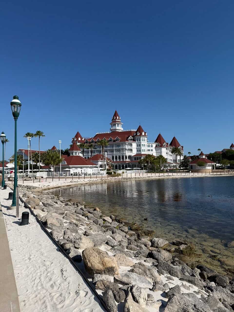 Disneys Grand Floridian Resort Spa 03 | 2026 奧蘭多迪士尼住宿攻略 — 官方飯店 Vs 周邊完整比較 Disneys Grand Floridian Resort Spa 03