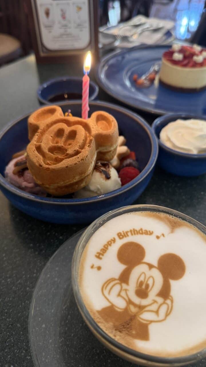 Hkdl Birthday Cake