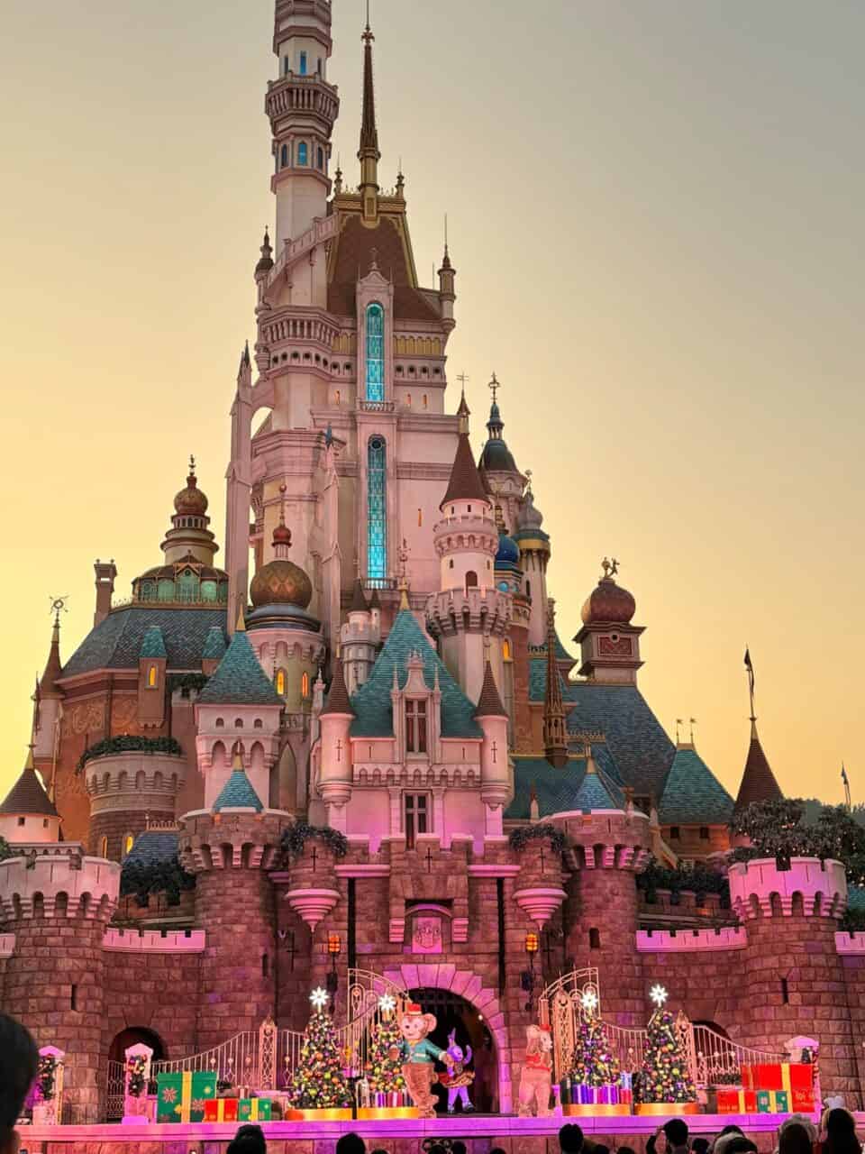 Hkdl Castle Dawn Show