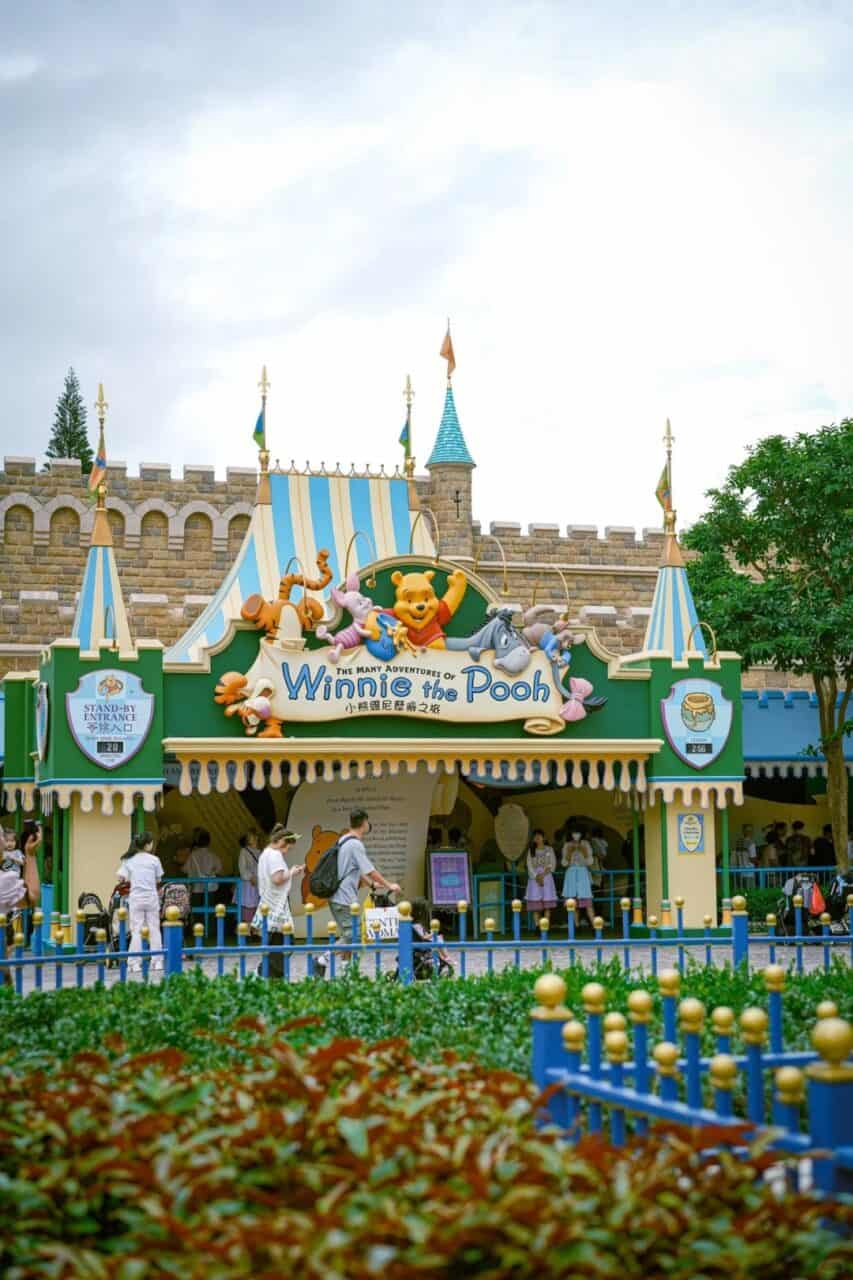 Hkdl Winnie The Pooh Entrance 1