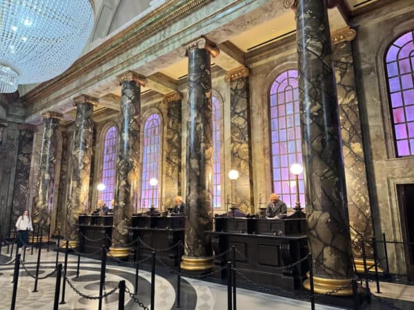 Harry Potter And The Escape From Gringotts