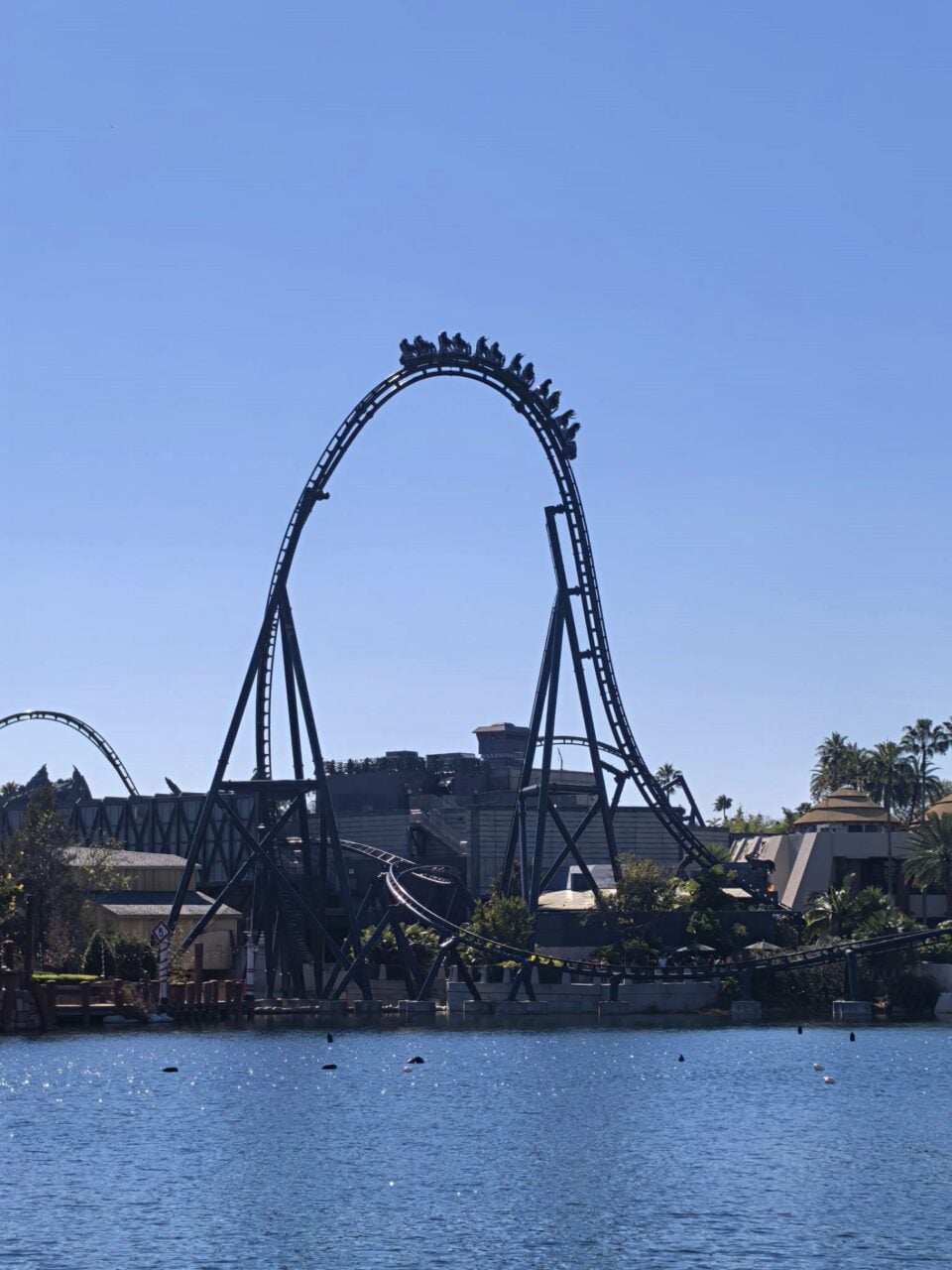 Ioa Velocicoaster | 2026 奧蘭多環球影城度假區介紹 — 3大樂園、斜角巷、魔法部、City Walk Ioa Velocicoaster