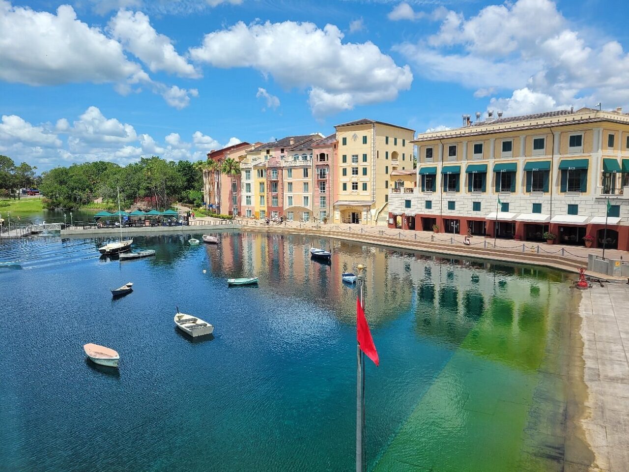 Loews Portofino Bay Hotel 1 | 2026 奧蘭多環球影城住宿攻略 — 官方飯店 Vs 周邊完整比較 Loews Portofino Bay Hotel 1