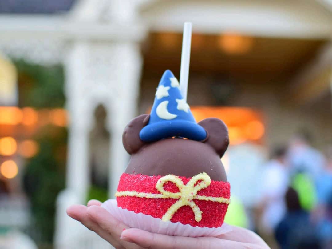 Mickey Caramel Apple
