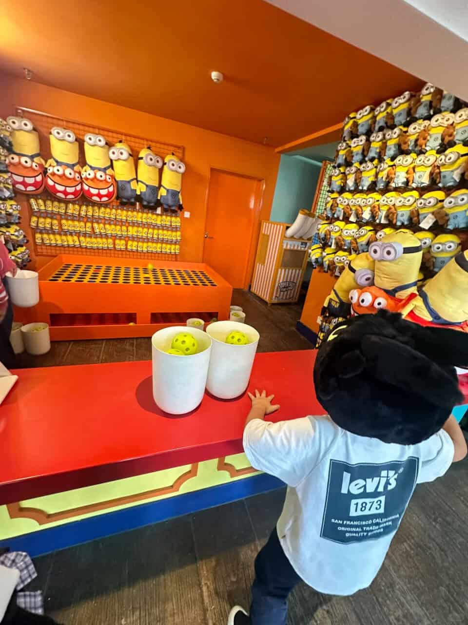 Minion Land — The Fun Fill In | 遊迪士尼 Your Disney