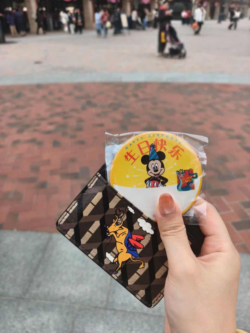 Shdl Birthday Pin | 遊迪士尼 Your Disney