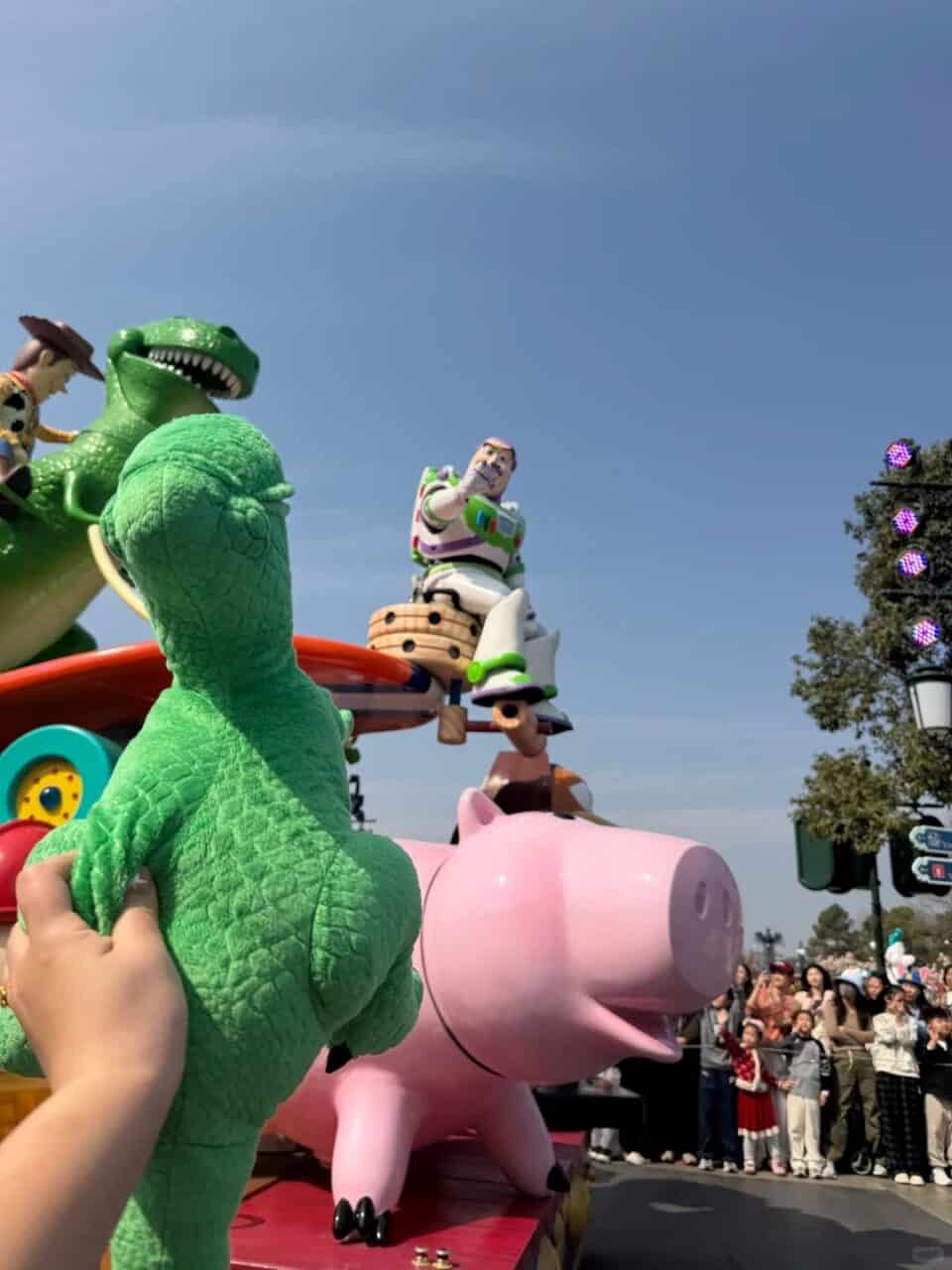 Shdl Buzz Parade | 遊迪士尼 Your Disney