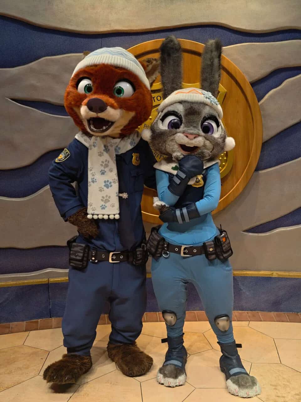 Shdl Zootopia Judy Nick Meet And Greet | 2026 上海迪士尼表演與角色見面攻略 — 必看表演、遊行、煙火位置、角色合照一次看 Shdl Zootopia Judy Nick Meet And Greet | 遊迪士尼 Your Disney