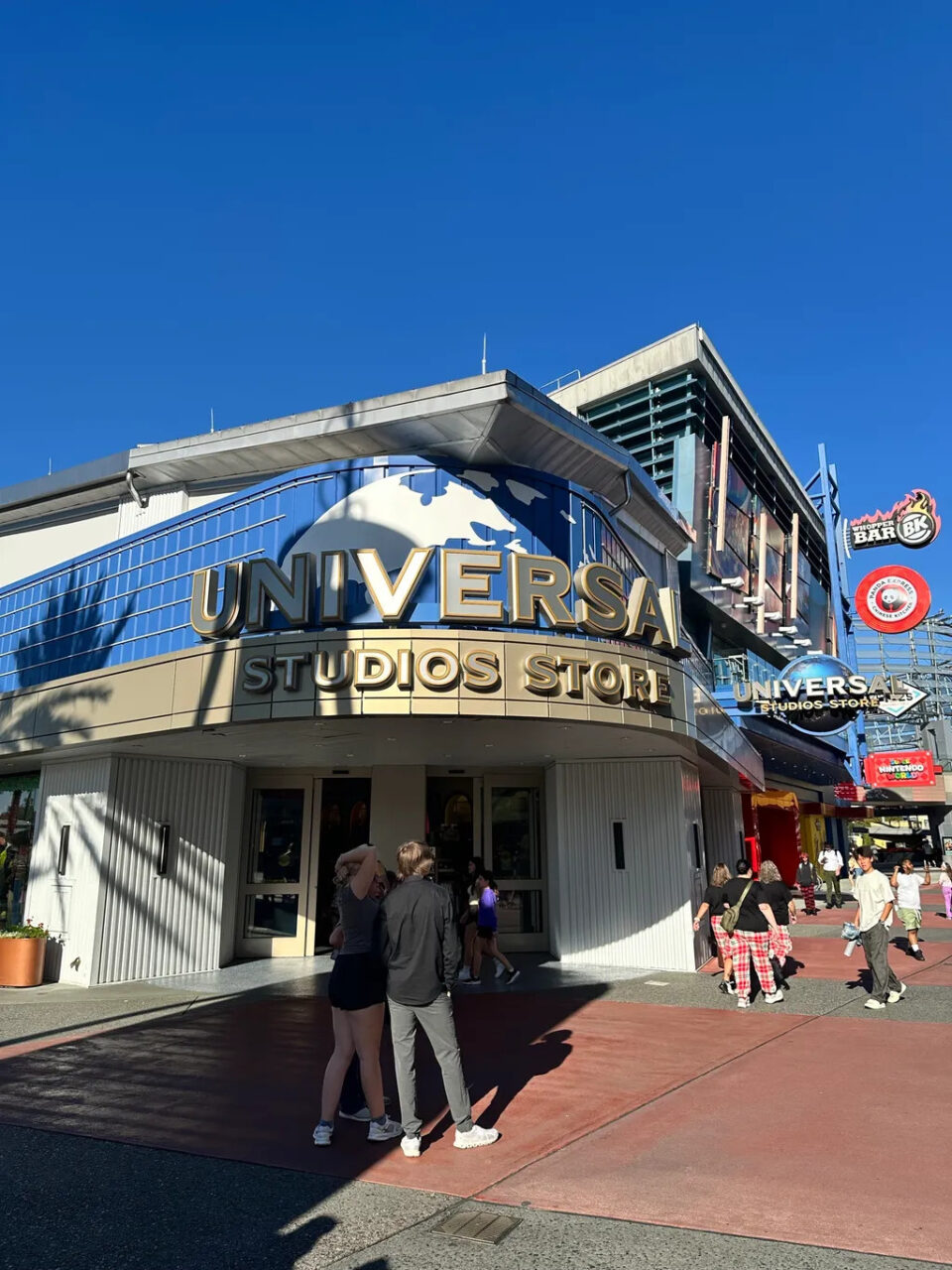 Uor Universal Studios Store | 2026 奧蘭多環球影城度假區介紹 — 3大樂園、斜角巷、魔法部、City Walk Uor Universal Studios Store
