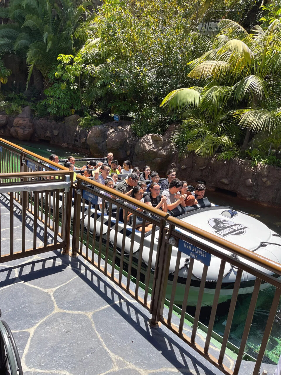 Ush Jurassic World — The Ride | 2026 好萊塢環球影城親子攻略 — 帶小孩怎麼玩最聰明 Ush Jurassic World — The Ride