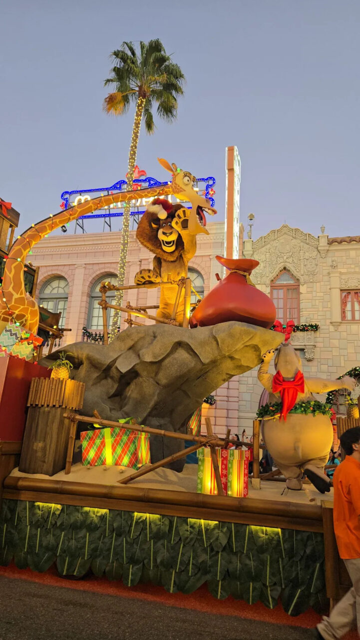 Universal Mega Movie Parade 1 | 奧蘭多環球影城 Universal Studios Florida 佛羅里達環球影城攻略 — 園區 + 全設施表演 Universal Mega Movie Parade 1