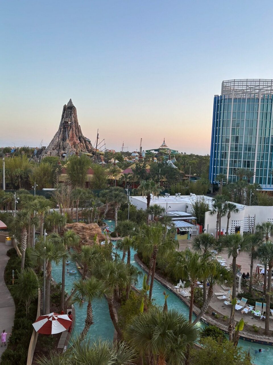 Universals Cabana Bay Beach Resort 1 | 2026 奧蘭多環球影城住宿攻略 — 官方飯店 Vs 周邊完整比較 Universals Cabana Bay Beach Resort 1