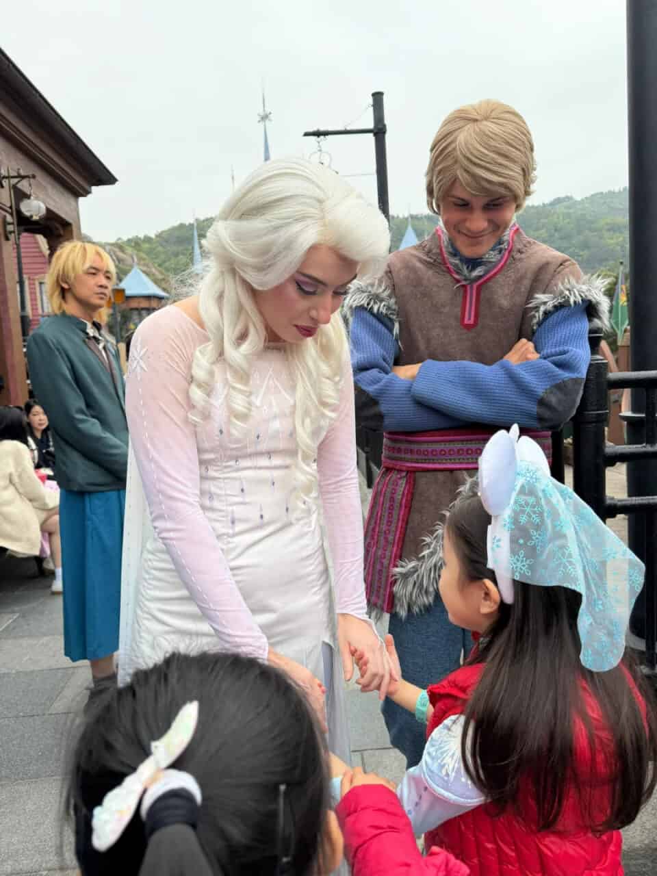 World Of Frozen Meet And Greet 2