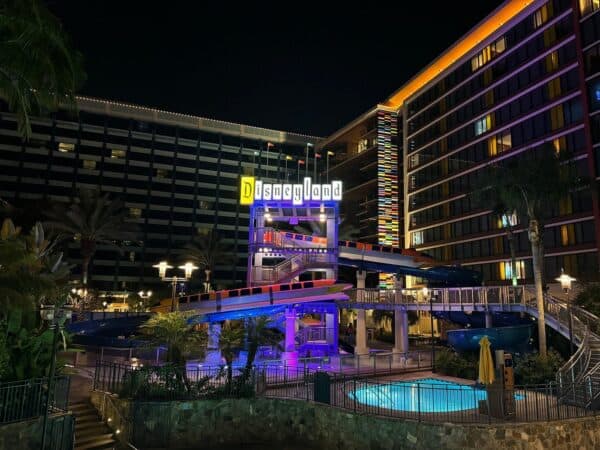 加州迪士尼住宿 Disneyland Hotel