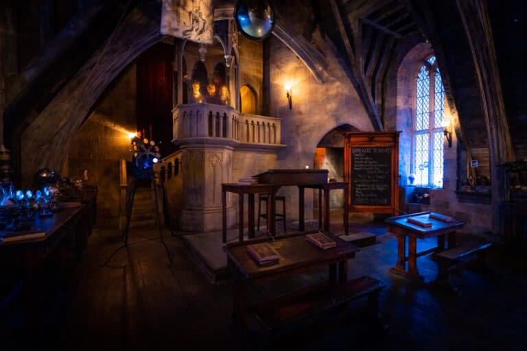Forbidden Journey Queue