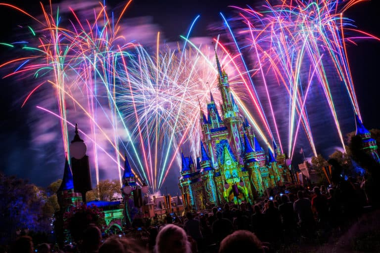 Happily Ever After 烟火秀