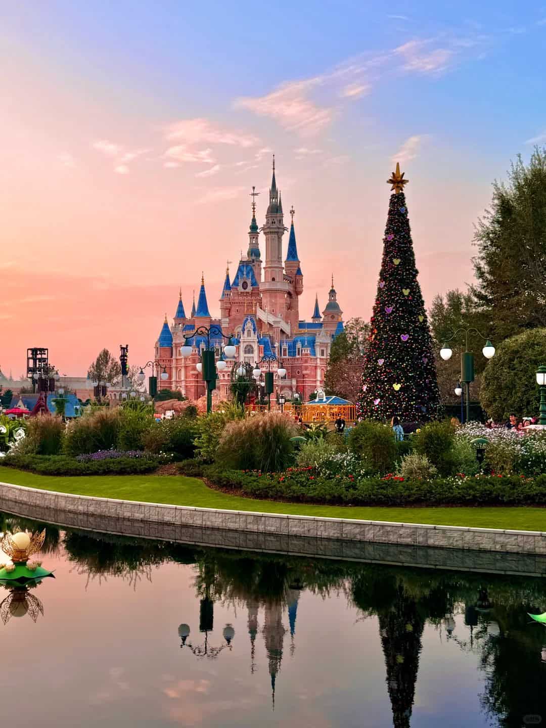 Shd Castle Lake Dawn