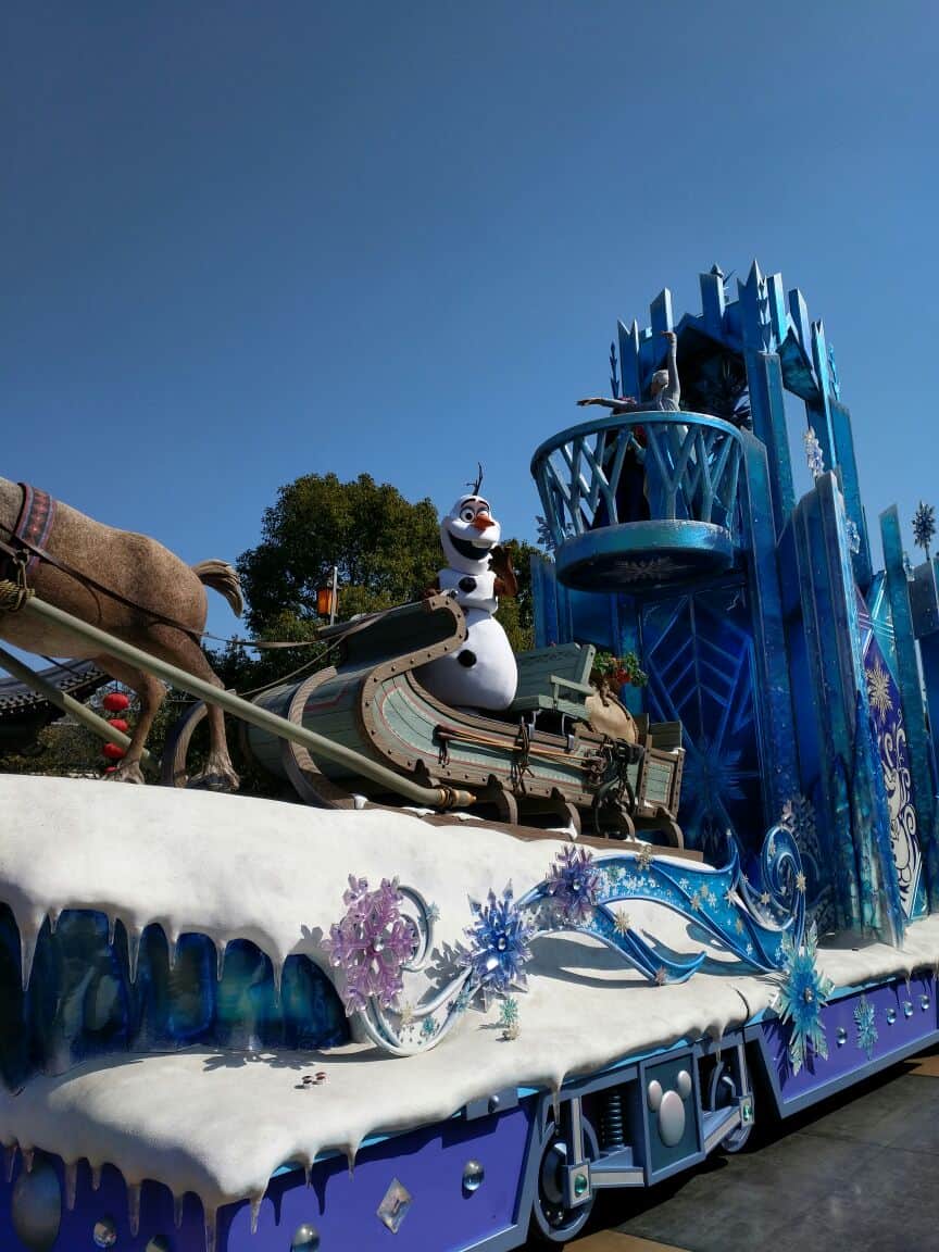 Shd Mickeys Storybook Express Frozen | 2026 上海迪士尼表演與角色見面攻略 — 必看表演、遊行、煙火位置、角色合照一次看 Shd Mickeys Storybook Express Frozen | 遊迪士尼 Your Disney