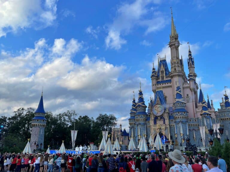 奥兰多迪士尼神奇王国城堡表演