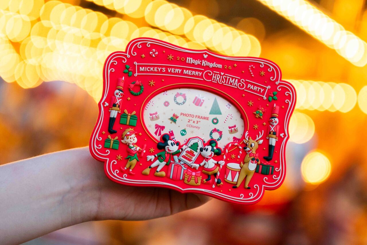 Wdw Christmas 2026 Photo Frame | 2026 奧蘭多迪士尼聖誕節攻略|米奇歡樂聖誕派對+冰雪奇緣城堡秀 2026年米奇歡樂聖誕派對限定相框